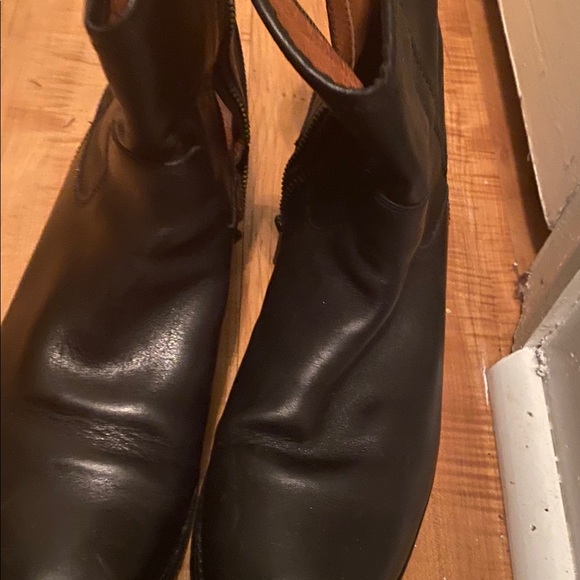 Boots - Picture 2 of 5